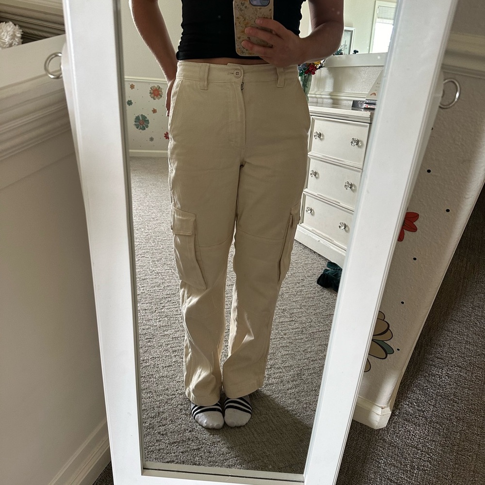 Aritzia soft yellow cargo pants